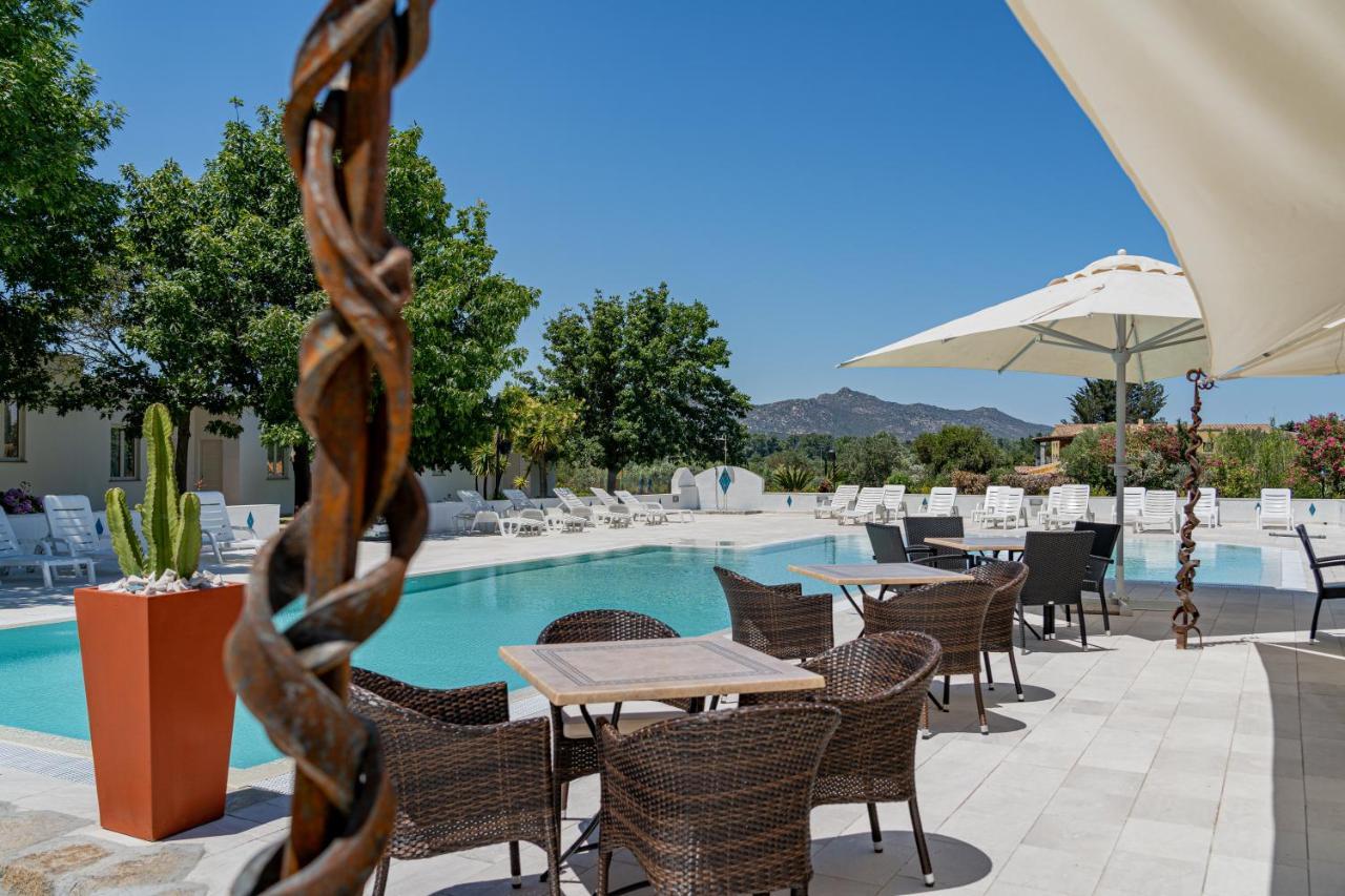 Hotel Le Mimose San Teodoro  Kültér fotó