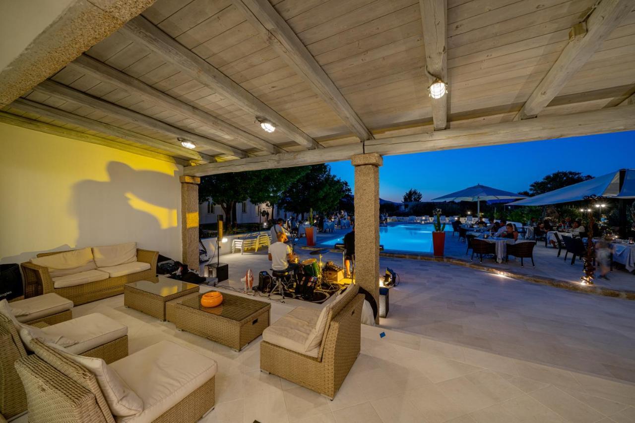 Hotel Le Mimose San Teodoro  Kültér fotó