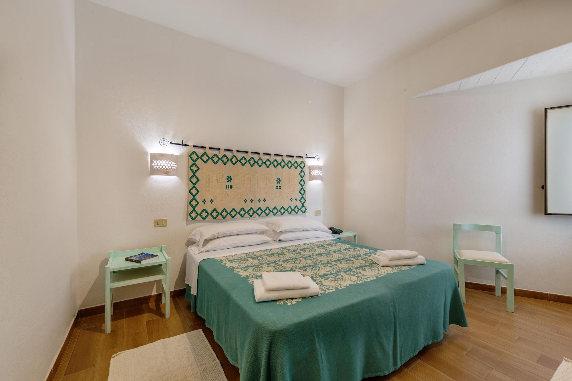 Hotel Le Mimose San Teodoro  Kültér fotó