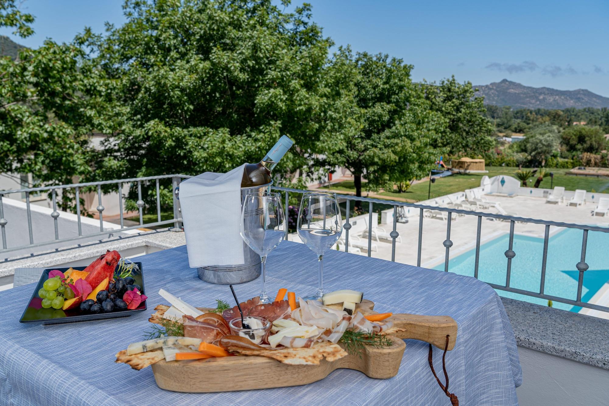 Hotel Le Mimose San Teodoro  Kültér fotó