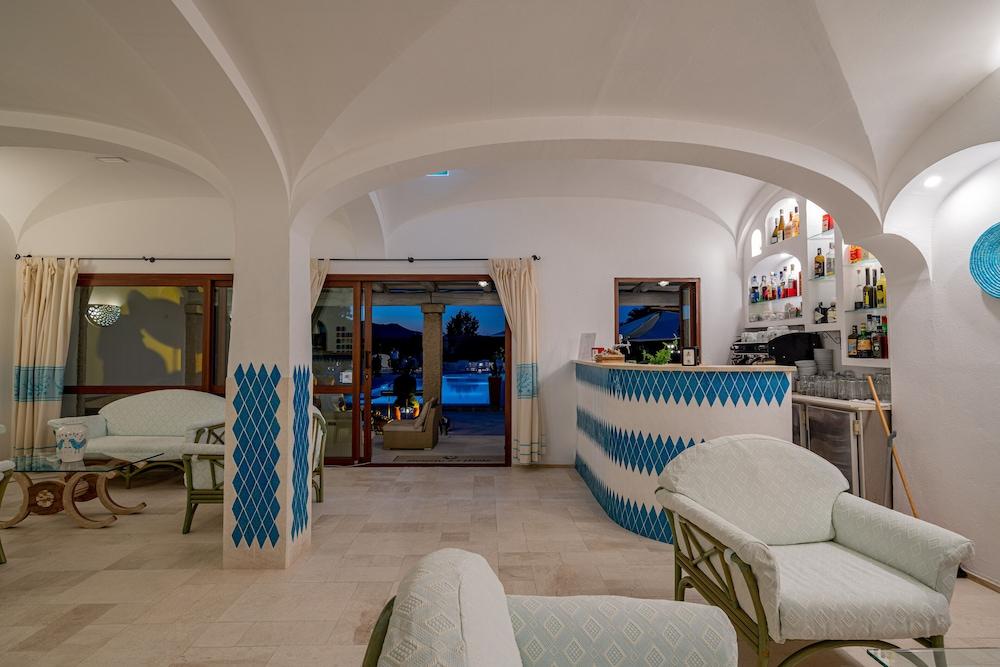 Hotel Le Mimose San Teodoro  Kültér fotó