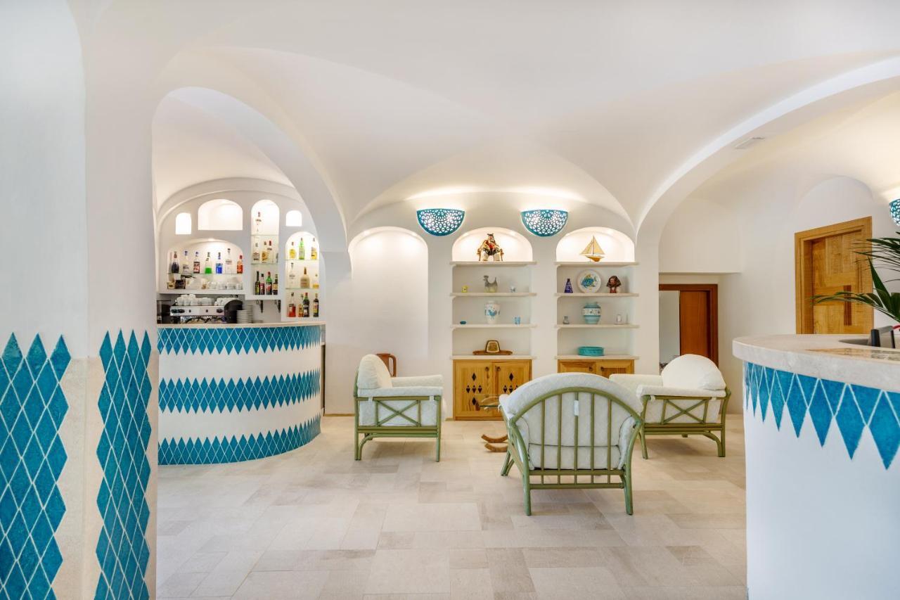 Hotel Le Mimose San Teodoro  Kültér fotó